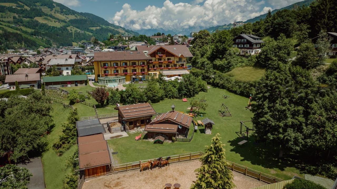 Hotel Lerch Sankt Johann im Pongau Kültér fotó